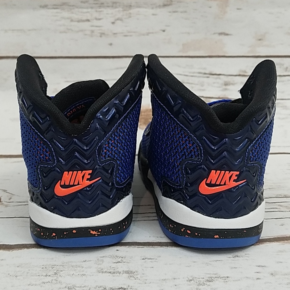 🛑SOLD🛑Jordan Sneakers Size 5C - Picture 5 of 6